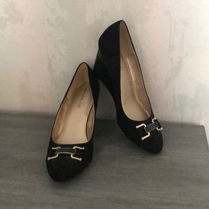 BANDOLINO FAUX SUEDE WEDGES